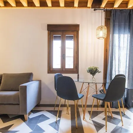 Virgen Blanca - Aloha Apartment Toledo
