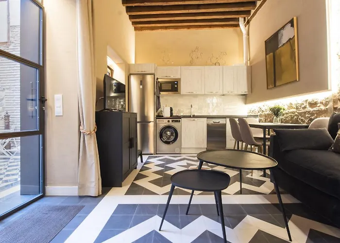 Virgen Blanca By Ap * Toledo